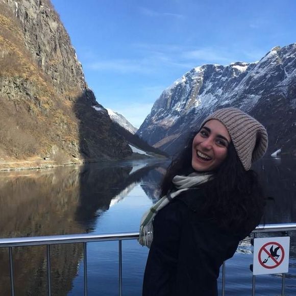 Meet your Posher, Chel - Picture 1 of 1